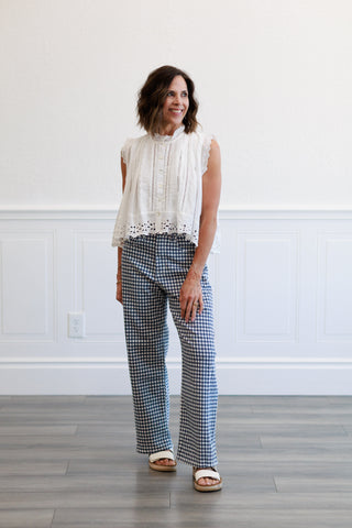 Barrel Jean Twist in Navy Gingham