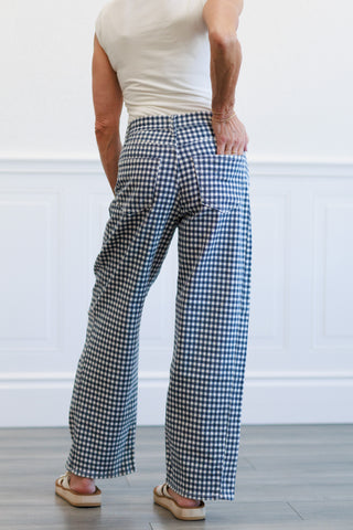 Barrel Jean Twist in Navy Gingham