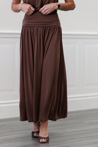 Wide Gathered Waistband Knit Maxi Skirt in Chocolate
