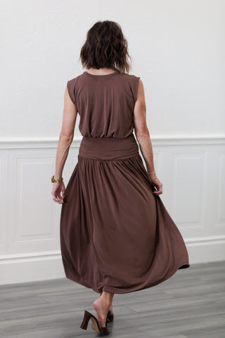 Wide Gathered Waistband Knit Maxi Skirt in Chocolate