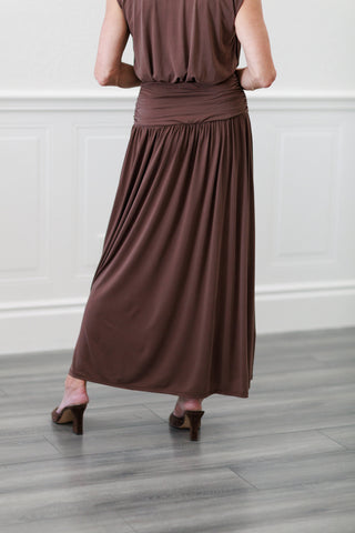 Wide Gathered Waistband Knit Maxi Skirt in Chocolate