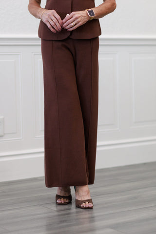 Straight Let Knit Pants in Brown