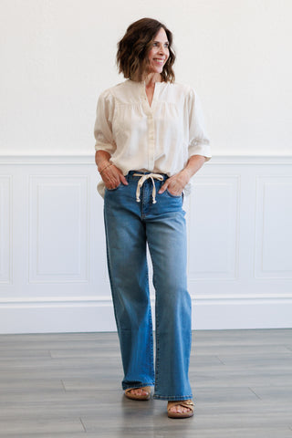 Button Down Short Sleeve Blouse in Ivory