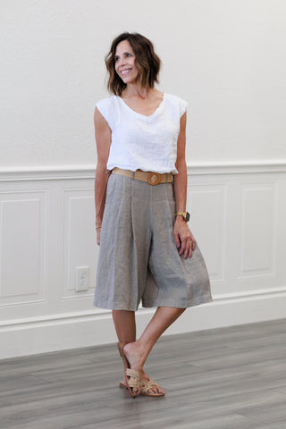 100% Linen Wide Leg Bermuda Shorts in Taupe