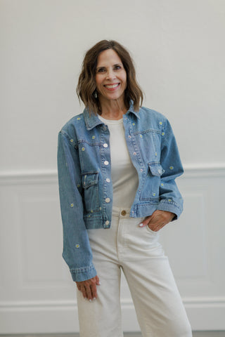 Light Wash Daisy Embroidered Cropped Denim Jacket