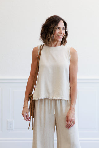Fray Detail Back Button Top in Natural
