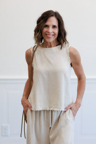 Fray Detail Back Button Top in Natural