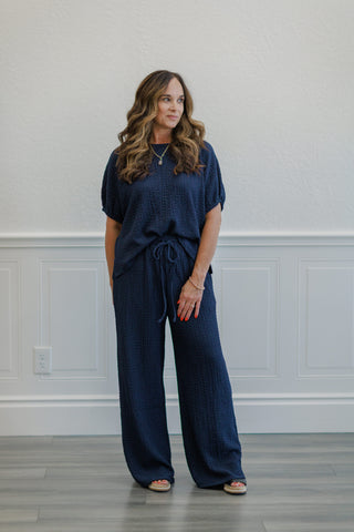 Textured Wide Leg Drawstring Pants