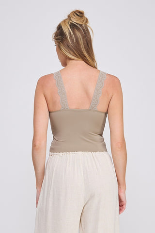 Scallop Edge Lace Bralette in Stone