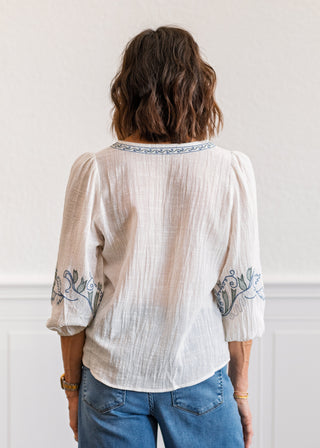 Embroidered 3/4 Sleeve Top