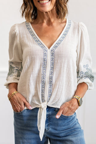 Embroidered 3/4 Sleeve Top
