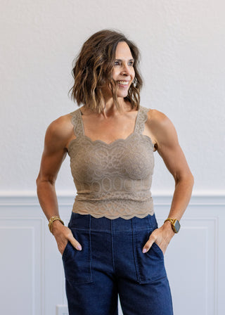 Scallop Edge Lace Bralette in Stone