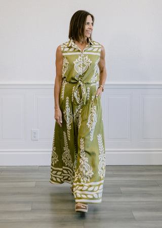 Front Tie Sleeveless Top & Pant Set in Olive