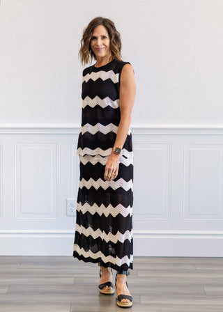 Chevron Knit Set in Black & White