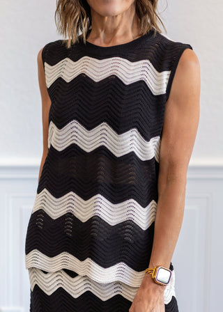 Chevron Knit Set in Black & White
