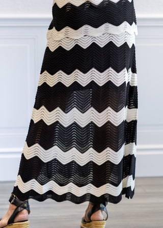 Chevron Knit Set in Black & White