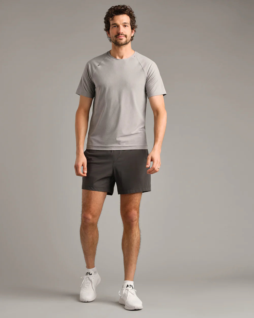 Reign Short Sleeve in Light Grey Heather