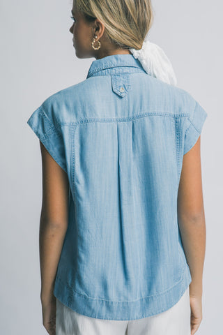 Tencel Sleeveless Collared Shirt in Light Blue