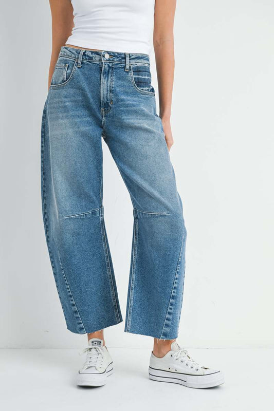 Just Black Barrel Jeans in Med Denim