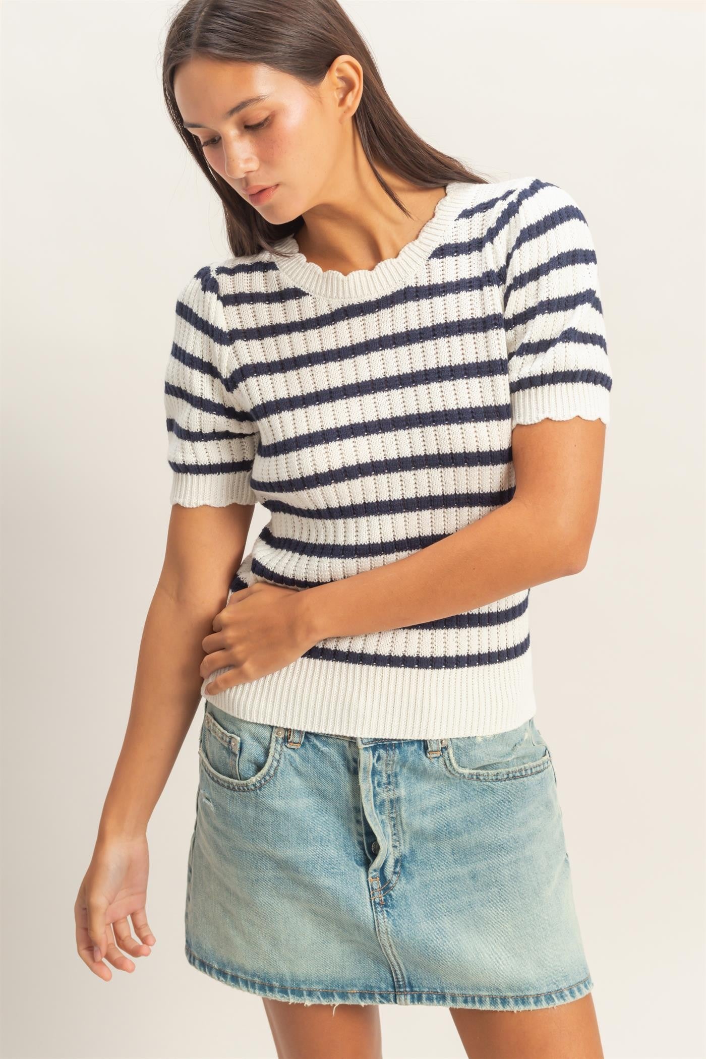 Striped Scallop Edge Puff Sleeve Knit Top