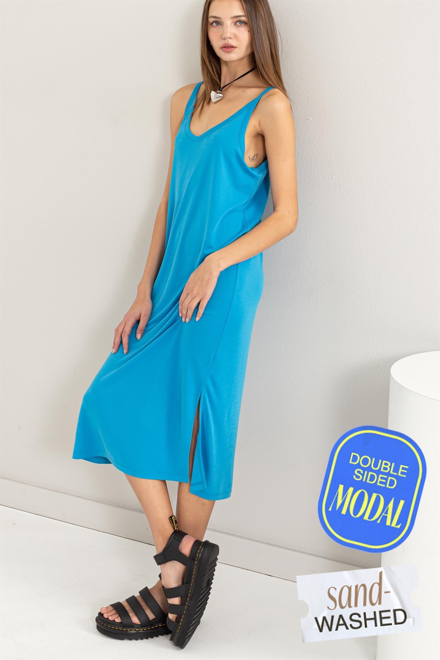 V-Neck Midi Dress Turquoise
