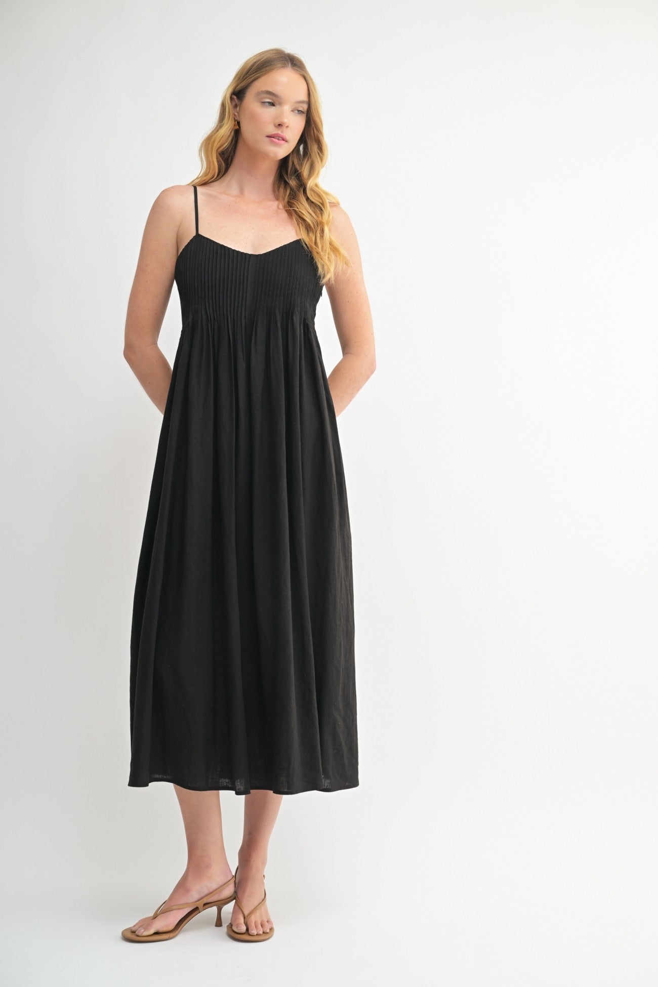 Leah Linen Blend Dress in Black