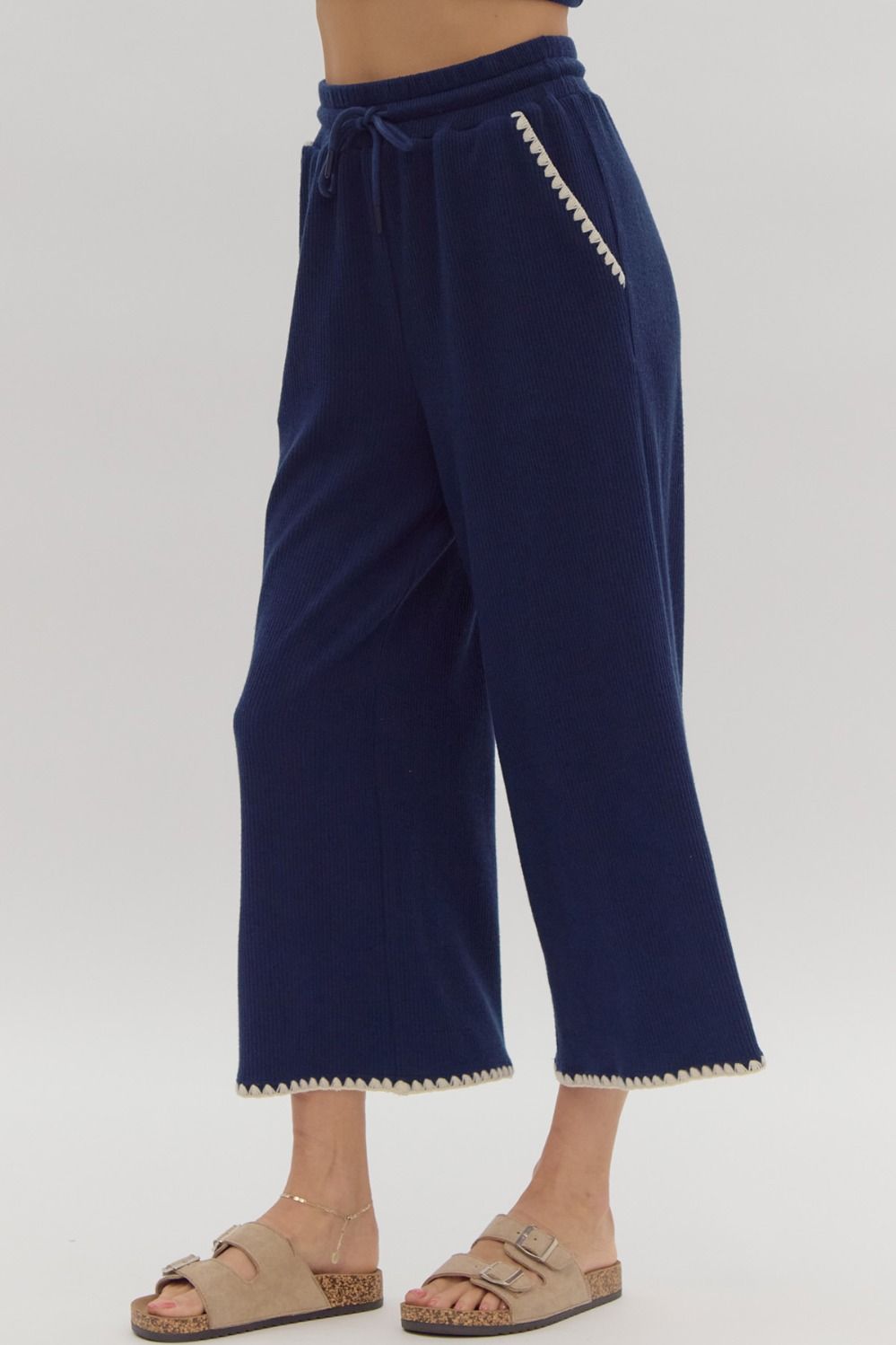 Solid Ribbed Cropped Bottoms in Navy