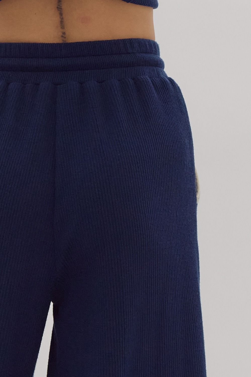 Solid Ribbed Cropped Bottoms in Navy