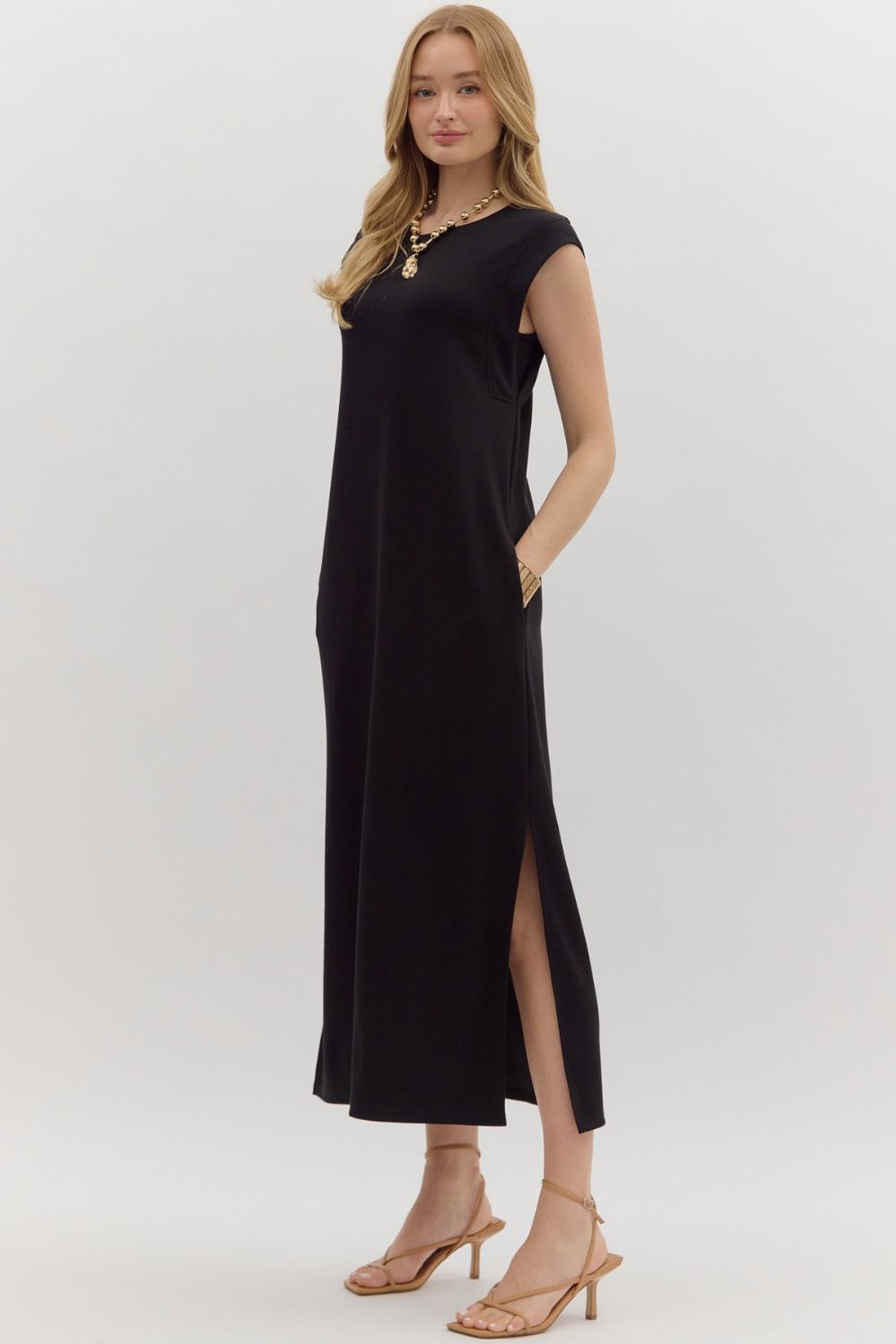 Solid Jersey Knit Pullover Midi Dress in Black