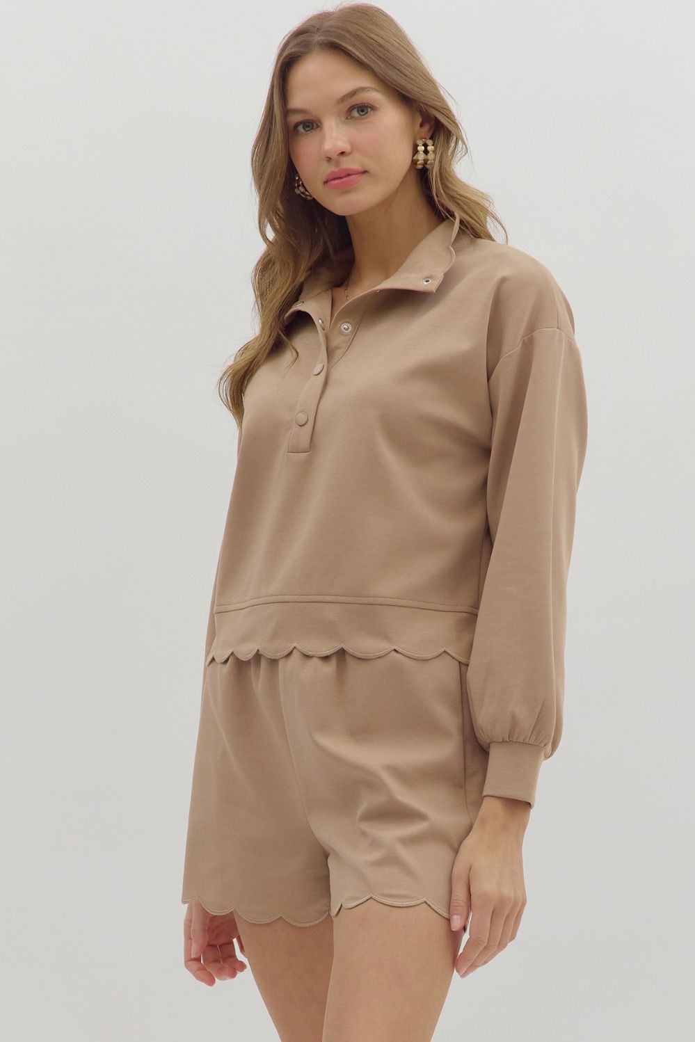 Scallop Pullover Top in Mocha