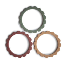 Flower Teether Bracelet Dried Thyme/Berry/Natural